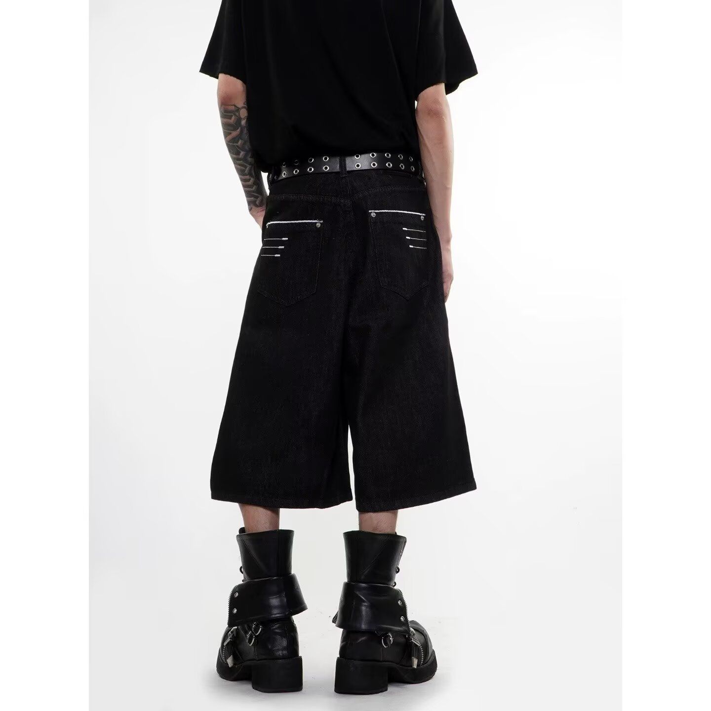 Pantaloncini in Denim da Uomo  - Embroidery Simple recensione e prezzo