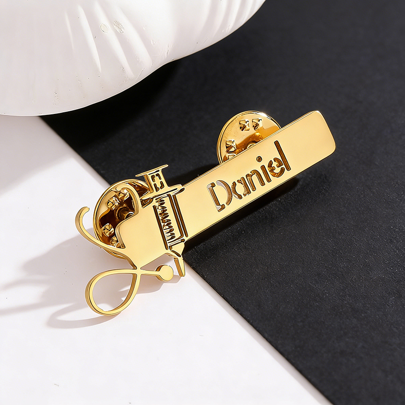 Spilla Personalizzata con Nome - Embroidery Names recensione e prezzo