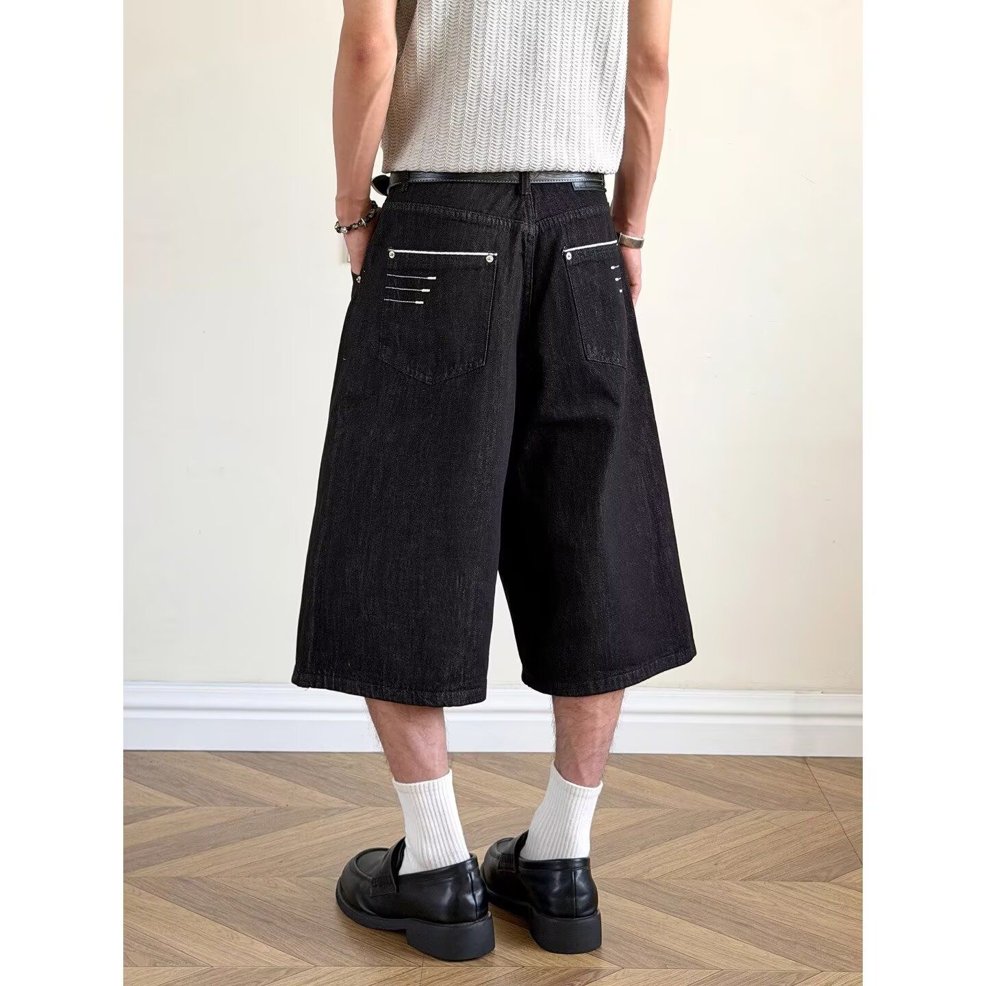 Pantaloncini in Denim da Uomo  - Embroidery Simple recensione e prezzo