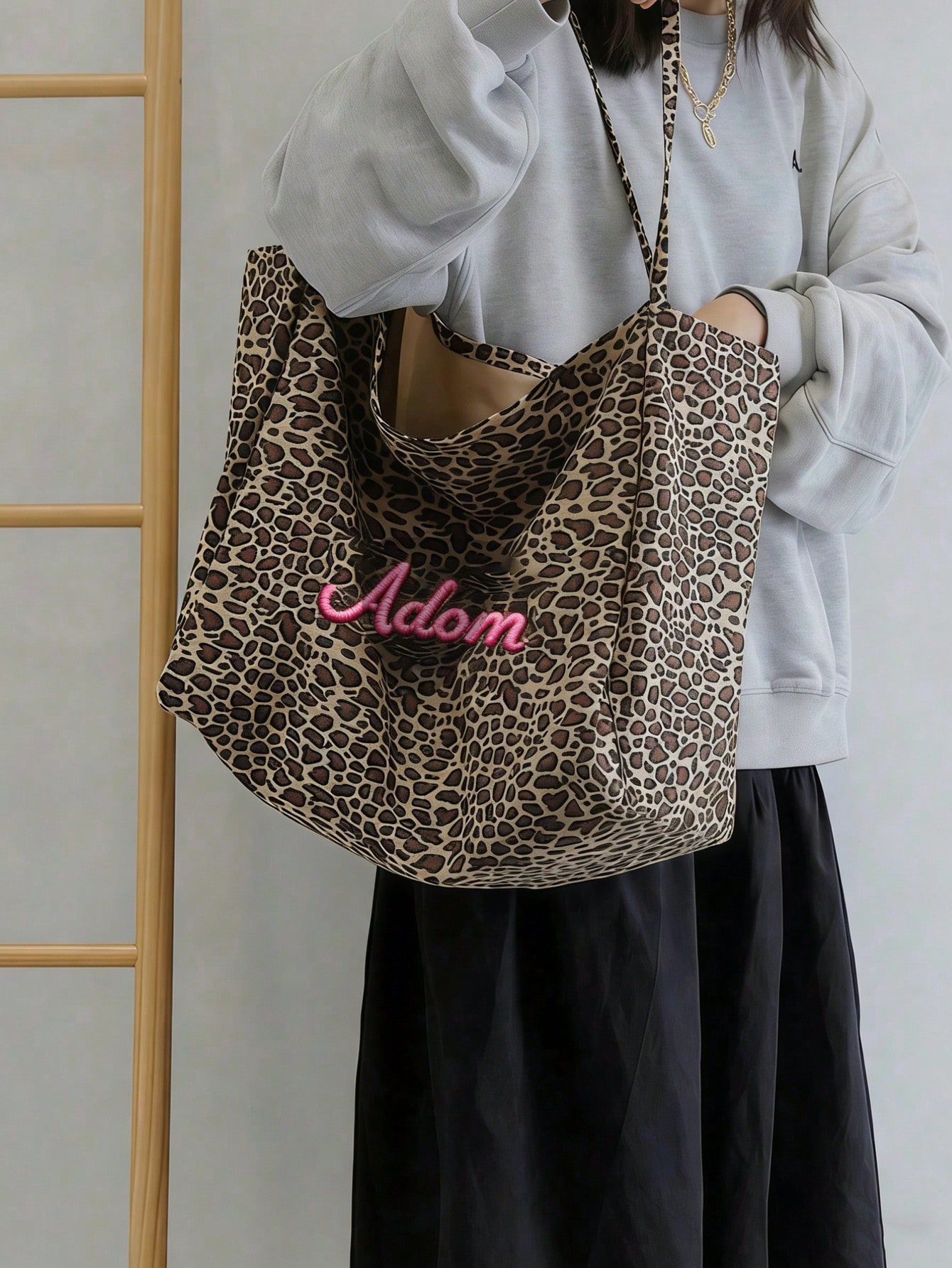 Borsa tote con stampa leoparda - Embroidery Names recensione e prezzo